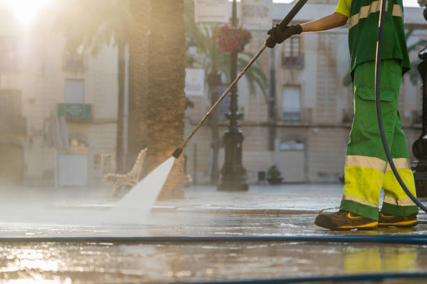 Best Deck Cleaning Services  in Richland, MO
